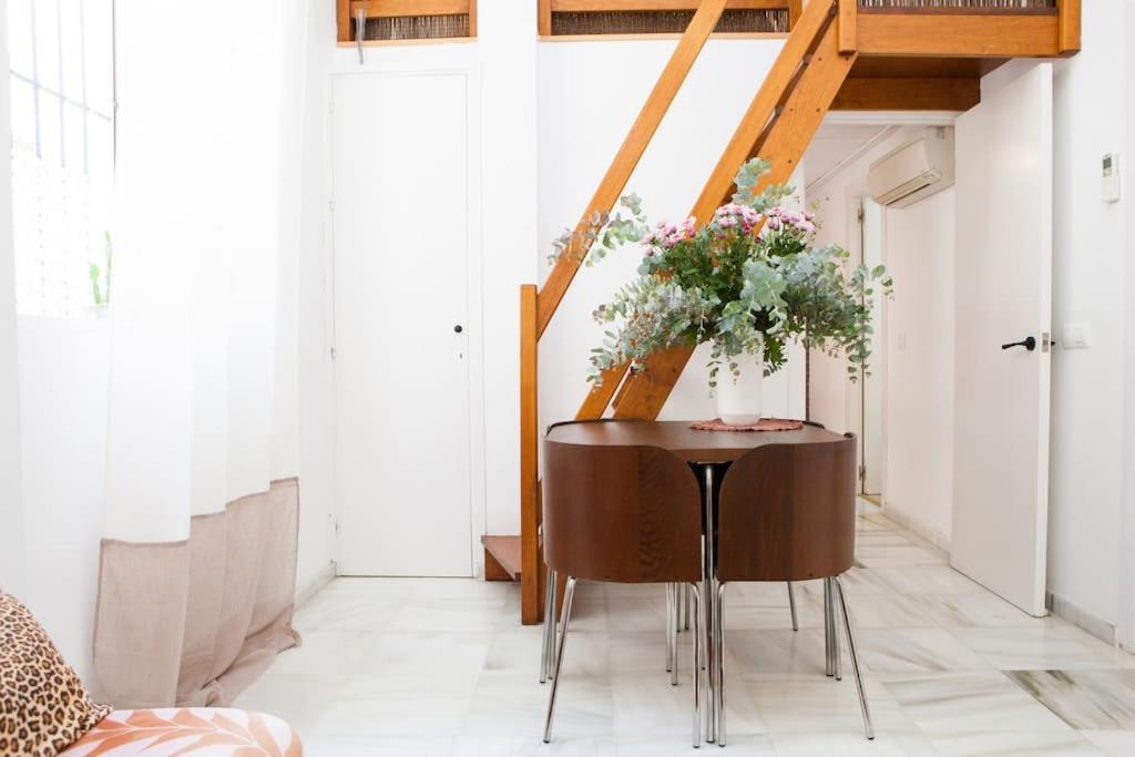 Nice Apartment Centro Historico Seville Luaran gambar