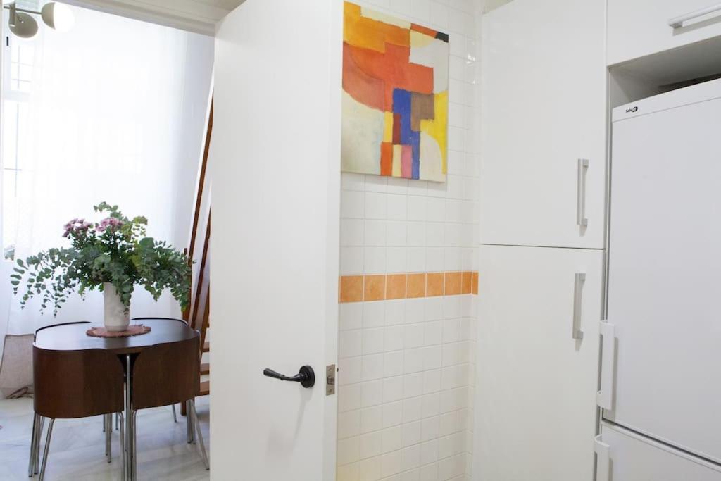 Nice Apartment Centro Historico Seville Luaran gambar